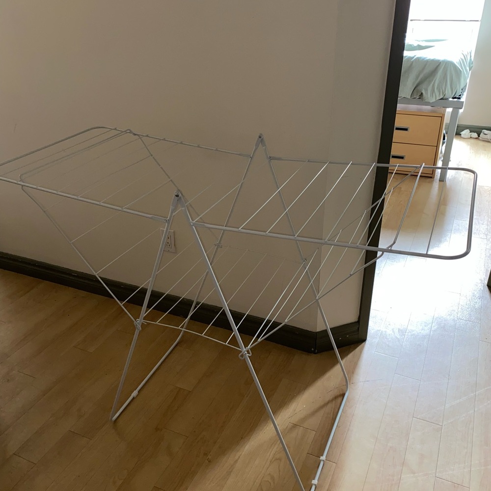 Clothes line